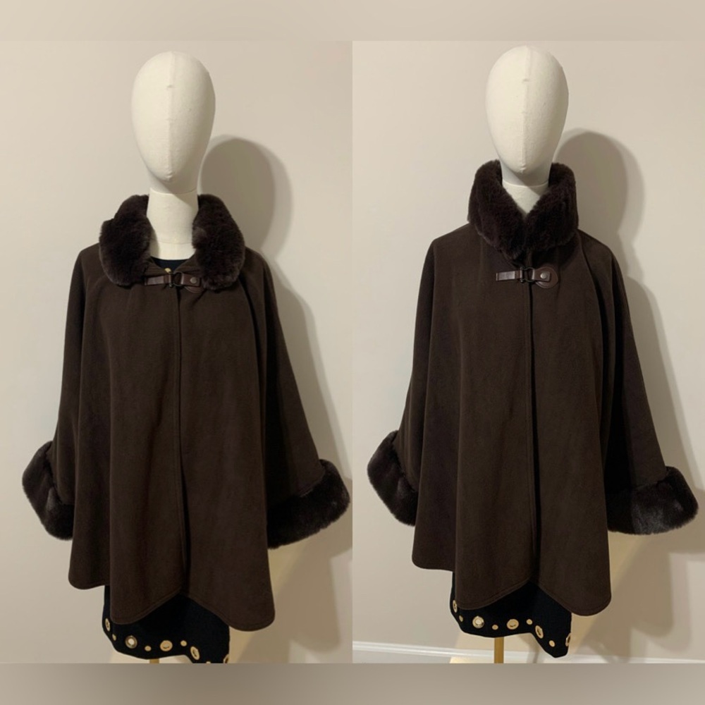 Martha Stewart Brown Soft Wool / Fleece Cape with Fur
